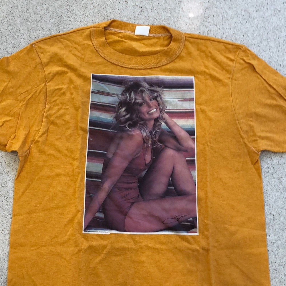 Farrah fawcett tshirt 1976
